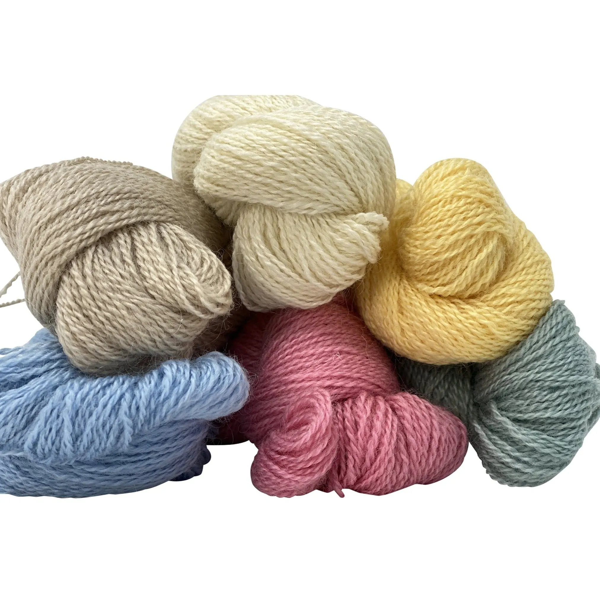 4ply (Fingering/Sports Weight) 150g (5.29 oz): Rare Breed Wensleydale and Bluefaced Leicester Arlescote Blush