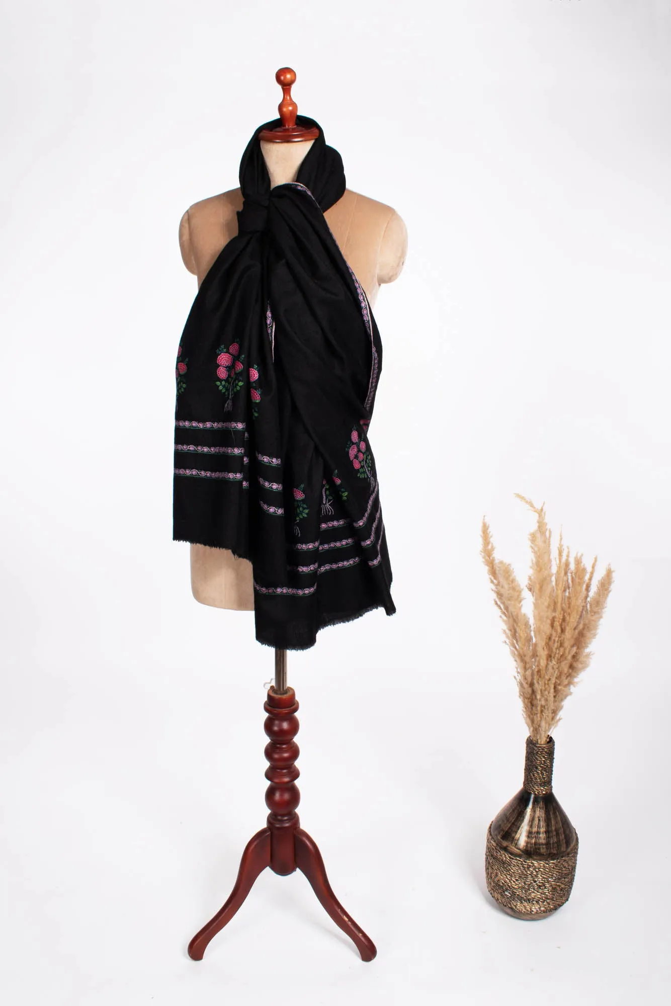 Black Mughal Motif Kashmiri Pashmina - WINDOW