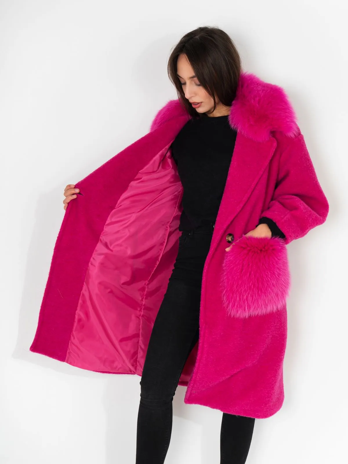 Coat with pockets and collar in fuchsia fox