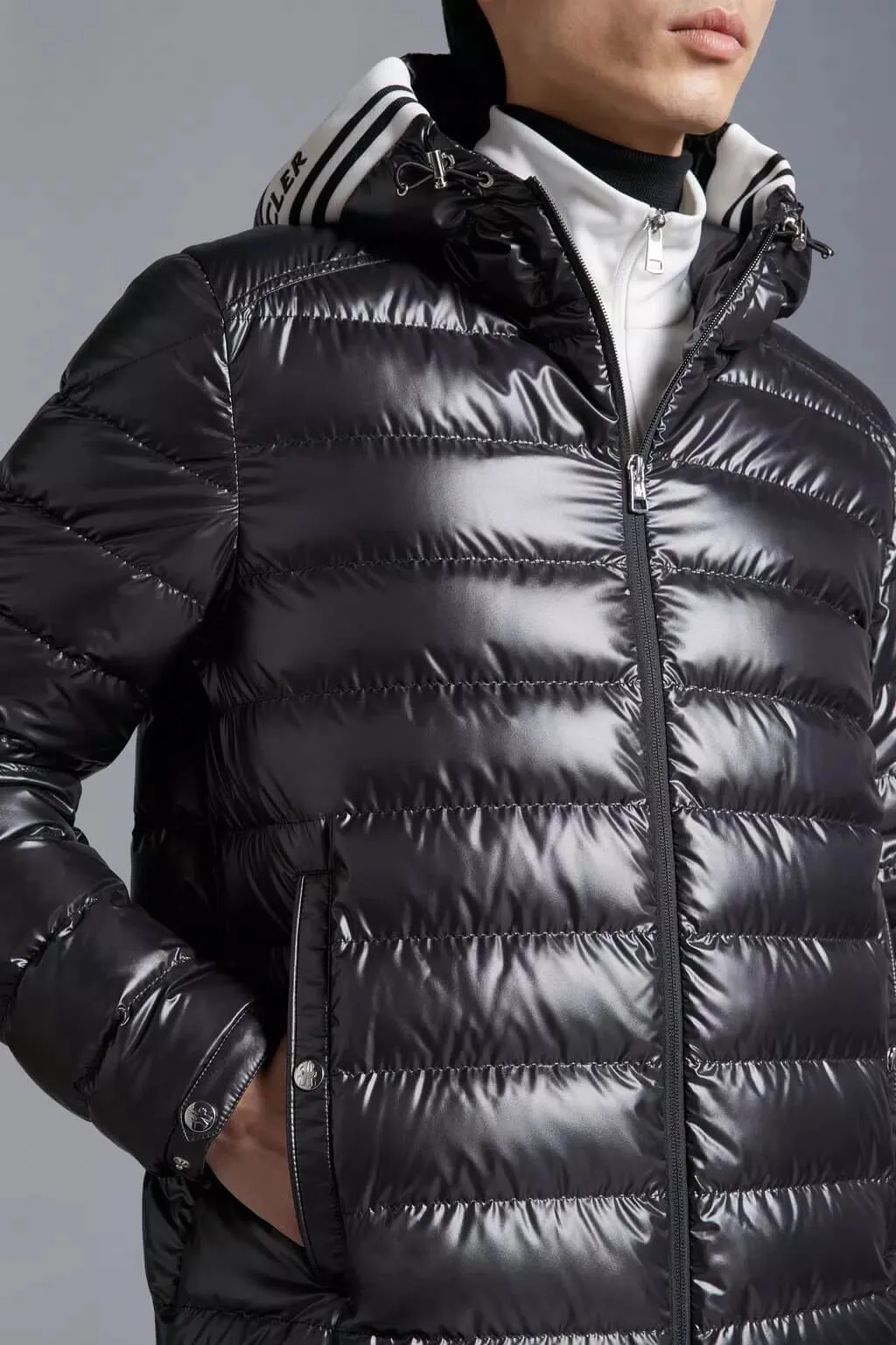 Cornour Short Down Jacket Black