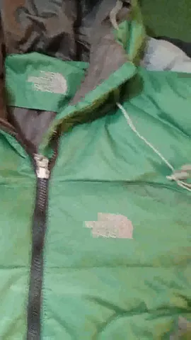 Custom handpick The north face puffer jackets.