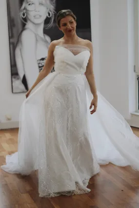 Detachable Bridal Tulle Overskirt