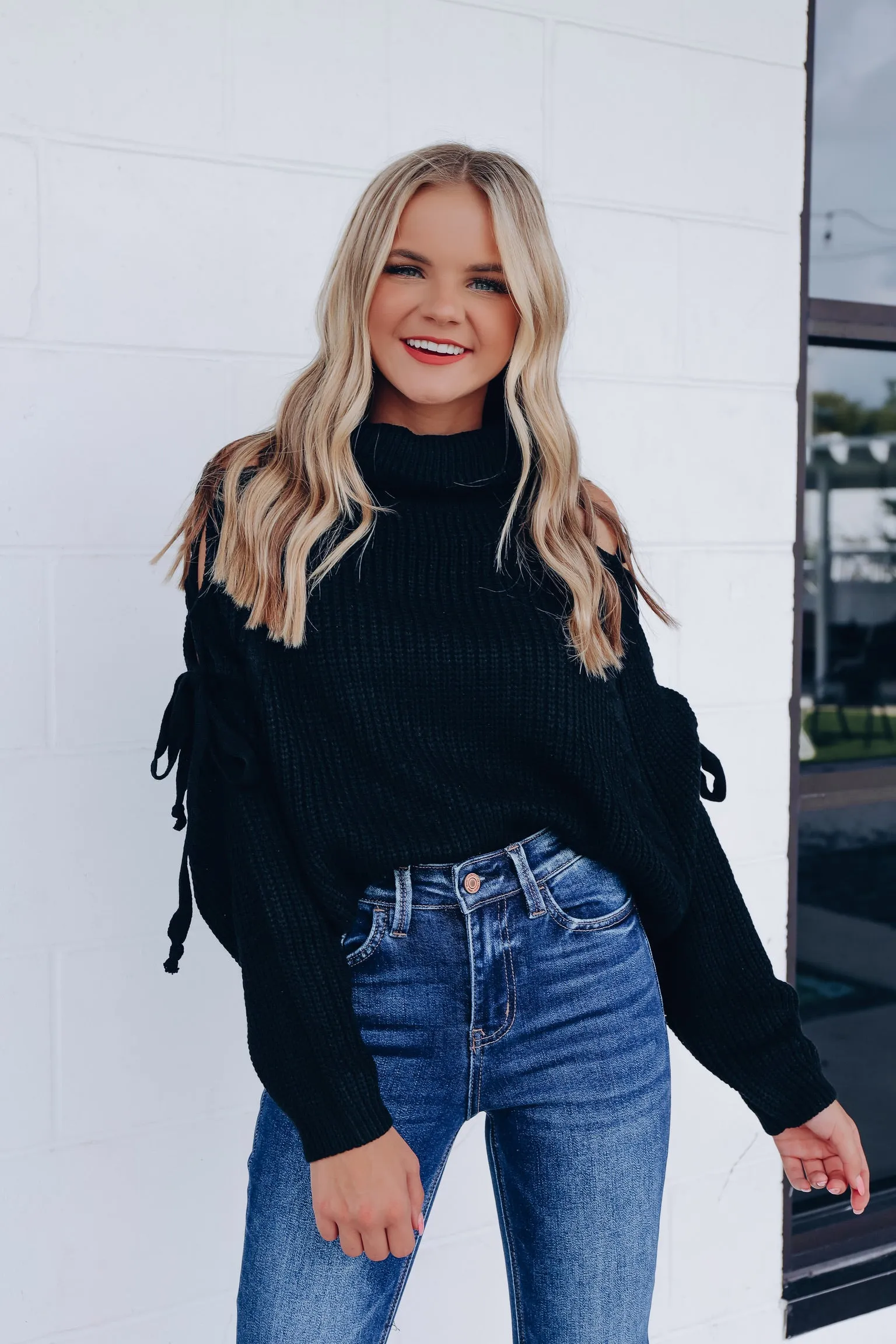 Eben Cold Shoulder Cropped Sweater - Black