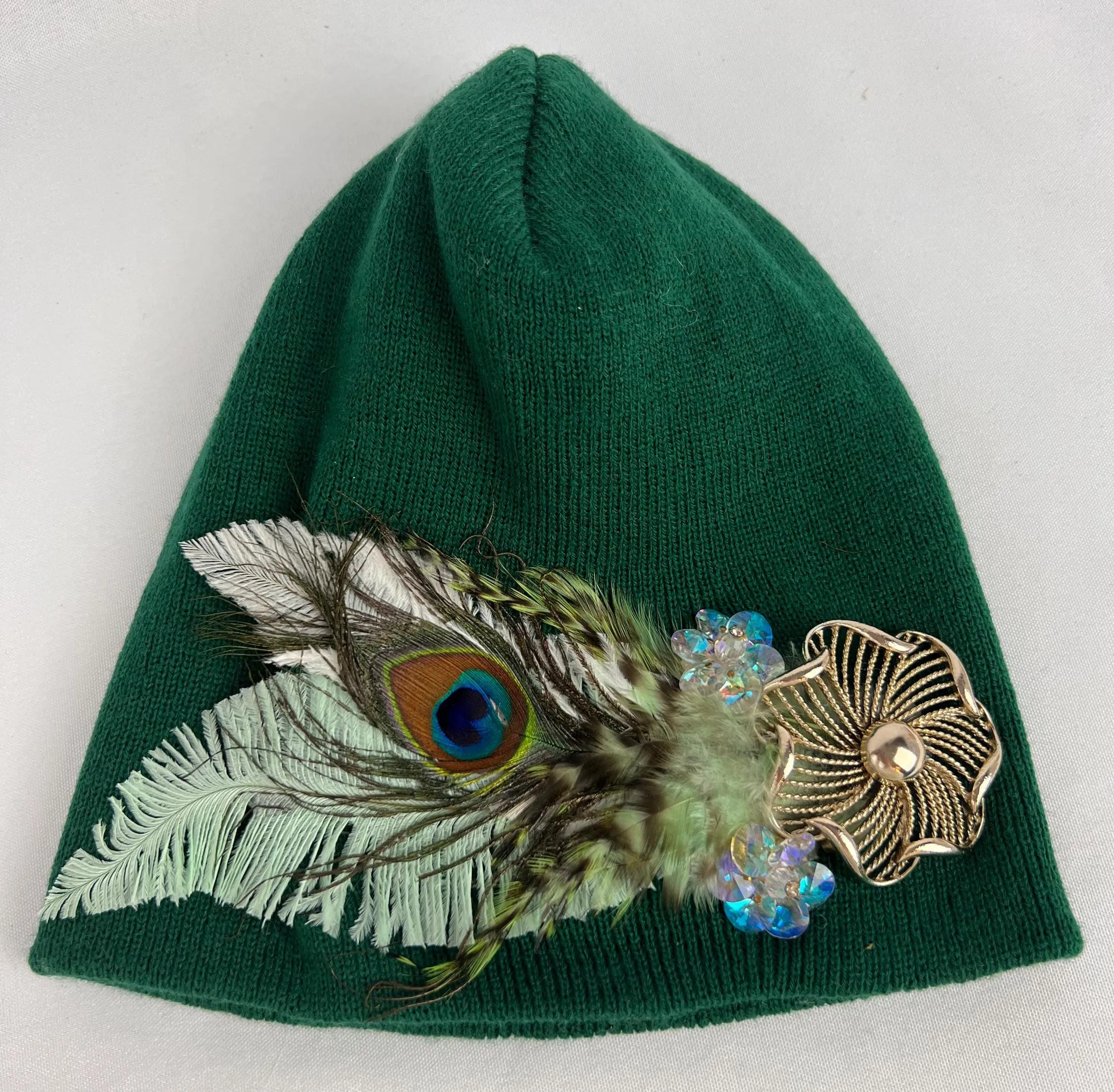 GREEN Embellished Feathered & Jeweled Knit Hat