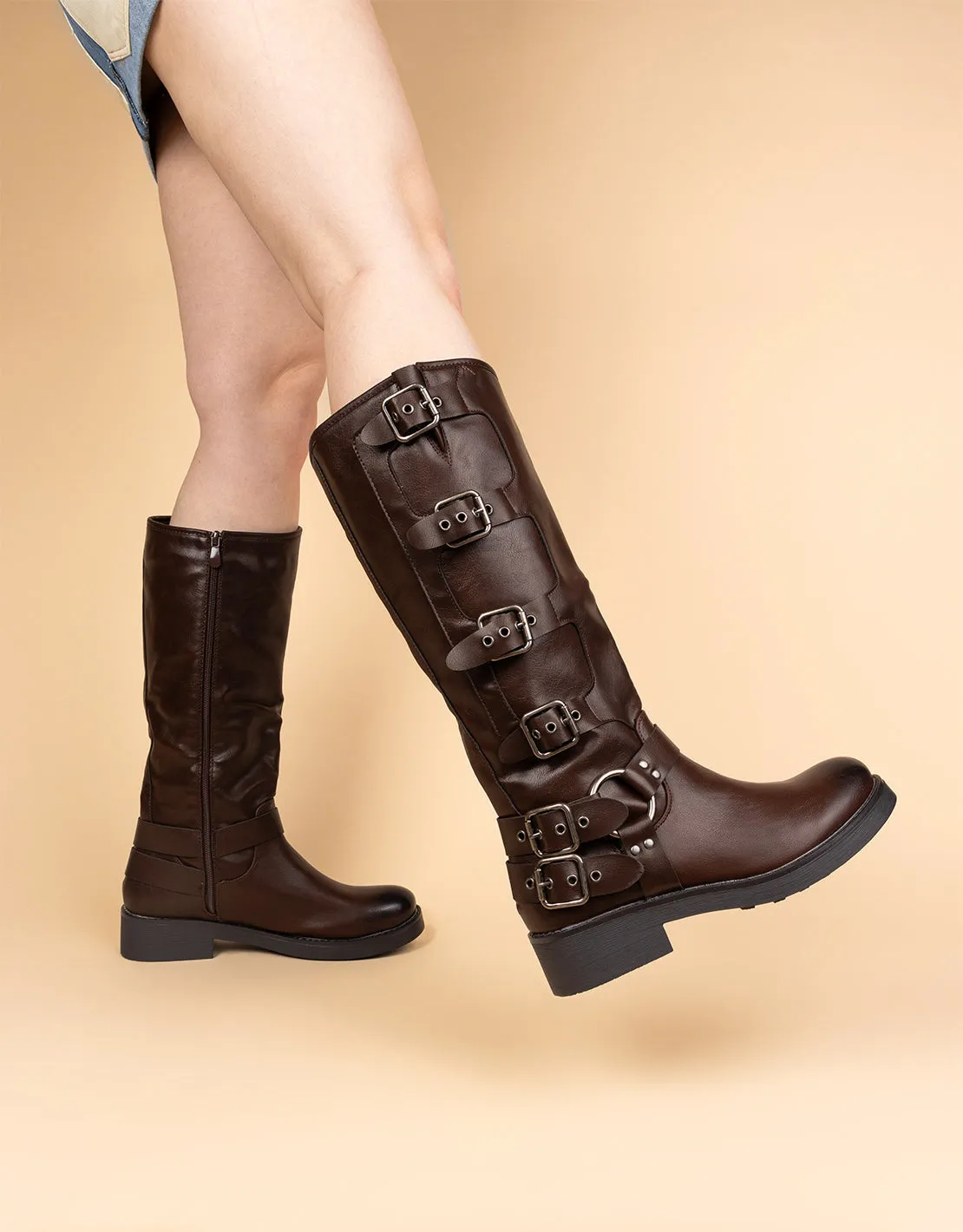 High buckle boots