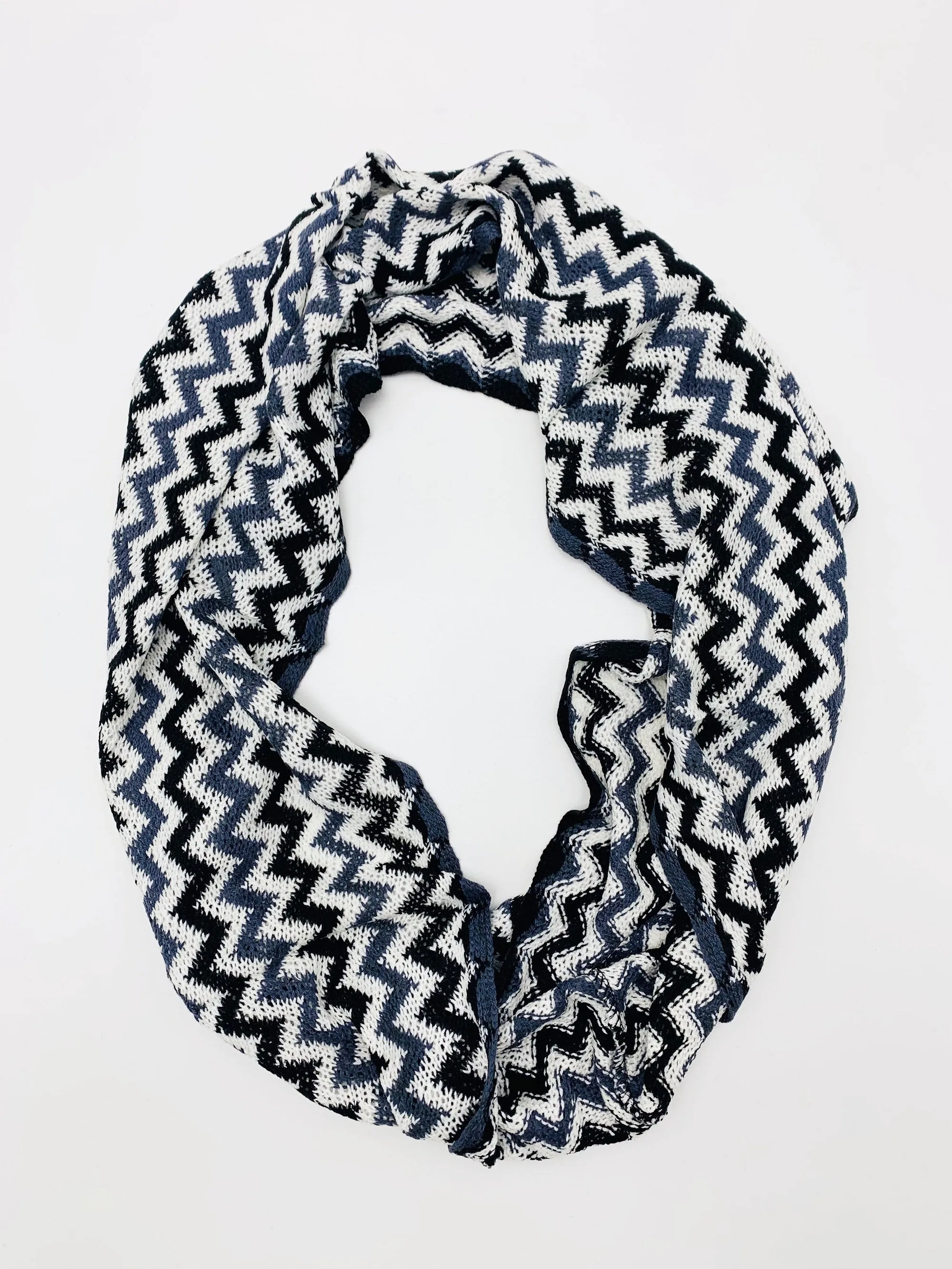 JC062011 Wave Infinity Scarf