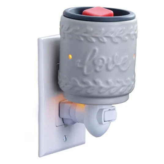 Love Pluggable Fragrance Warmer PILOV