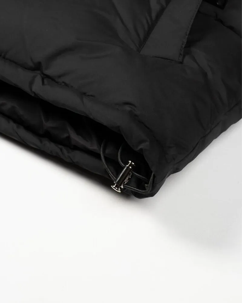 SSS ESSENTIALS PUFFER JACKET BLACK