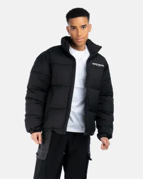 SSS ESSENTIALS PUFFER JACKET BLACK